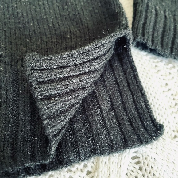 H&M DIVIDED women’s sweater - Picture 4 of 5